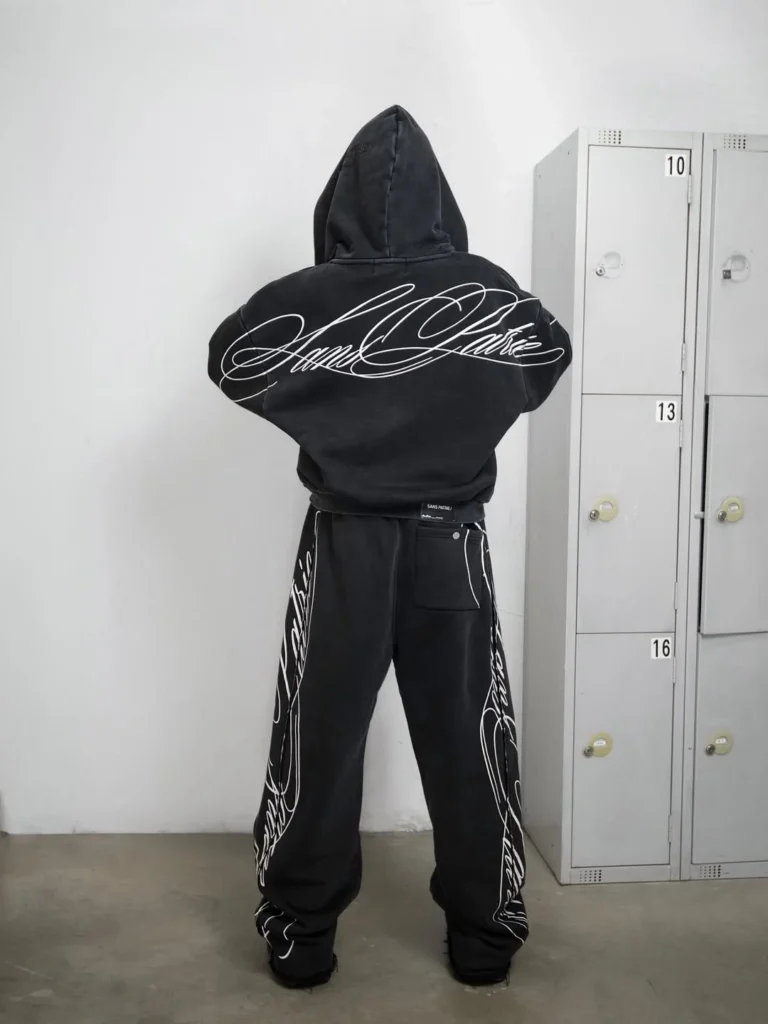SANS PATRIE – SP/ Script Sweats